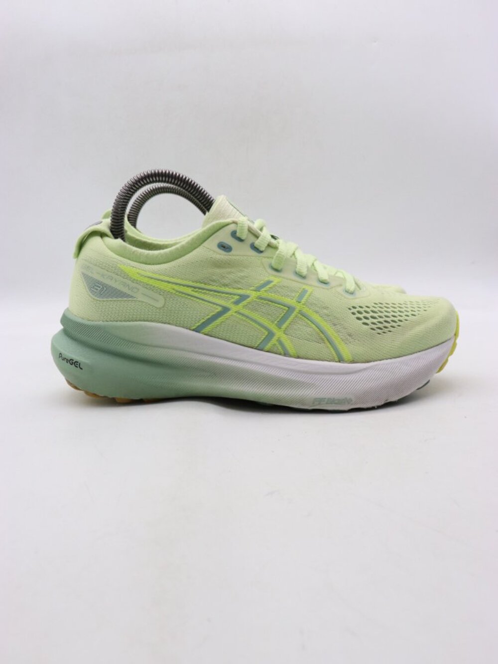 Asics Gel-Kayano 31 Women's Size 7.5 Cool Matcha Green Running Shoes 1012B670